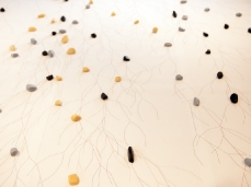 Ludovico Bomben / Marina Ferretti, Sistema di arrampicamento,  2012, supporto ligneo, carta stampata, pomelli in ceramica, 250x350 cm, 2012_foto Giacomo De Don