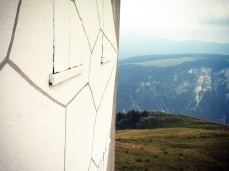 open in painting_rifugio brigata alpina cadore_agosto 2013_andreco_foto giacomo de dona