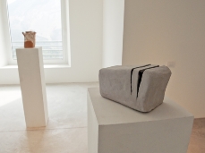francesco fossati, #007 (dalla serie sculture), 2012, terracotta, 21x12x12 cm - courtesy galleria cart, monza - foto giacomo de donà