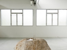 Giorgia Severi, To everyone (part.), 2012, installazione, masso da 3.000 kg, incavato, 140x105x120 cm._foto Giacomo De Dona