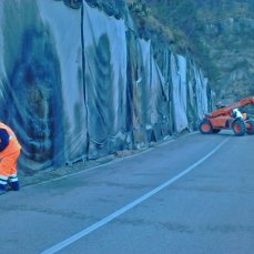 gennaio 2015, veneto strade all\'opera per staccare i teli