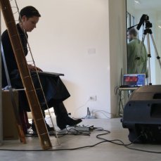 due di due, 9 novembre 2014, casso, sandra hauser in azione nello spazio - foto s. moras