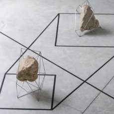 Alberto Bettinetti Tentativi di geometrizzazione, elementi naturali, acciaio, saldatura ossiacetilenica, 2016