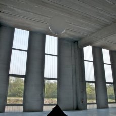 alessandro dal pont, you are here (sass muss) 2011, stampa plotter su carta, corda, pallone gonfiato ad elio, 800 x 500 x 250 cm, courtesy dell\'artista, foto a. montresor