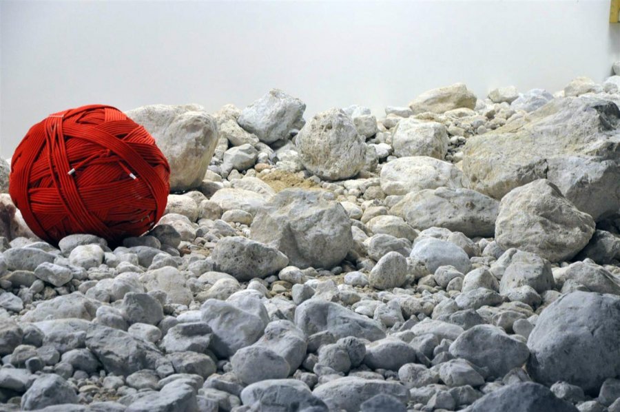 dc next - blocco taibon - agner, part. - installazione di hubert kostner/galleria goethe bolzano/dc/salewa - foto e. bertaglia