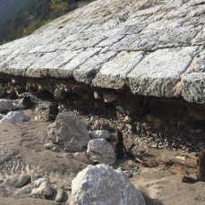 Perarolo di Cadore_l\'argine sulla Piave, realizzato alla fine del XIX secolo grazie alla Regina Margherita di Savoja, snudato dalla piena di Vaia_Foto Archivio DC