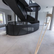filippo manzini, untitled, strenght, legno, 1000x60x12 cm, 2014, foto di giacomo de dona\'
