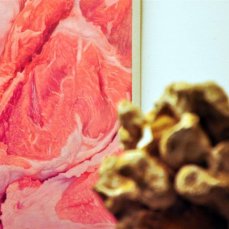 gabriele grones, meat, olio su tela, cm 25x16,5 , 2013