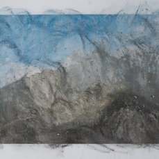 laura pugno, esitando V abrasione di stampa fotografica, 60x84 cm, 2011, foto a. montresor