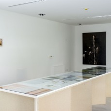 Nicola Samorì - Uri Aran - Solo table (di Paolo de Biasi) - Solo, a group exhibition - foto Nicola Noro