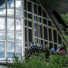 caldo il cielo su borca - 16 maggio 2015 - aperitivo alla terrazza dell\'aula magna - foto giacomo de dona\'