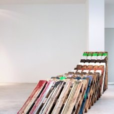 Tiziano Martini Senza titolo, 2012, 15 euro pallets, pittura acrilica, vernici, sabbiatrice, pittura per interni, dimensioni variabili