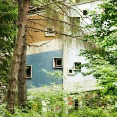 ex villaggio eni di borca di cadore_sistema di collegamento tra padiglioni (est.) - foto sergio casagrande